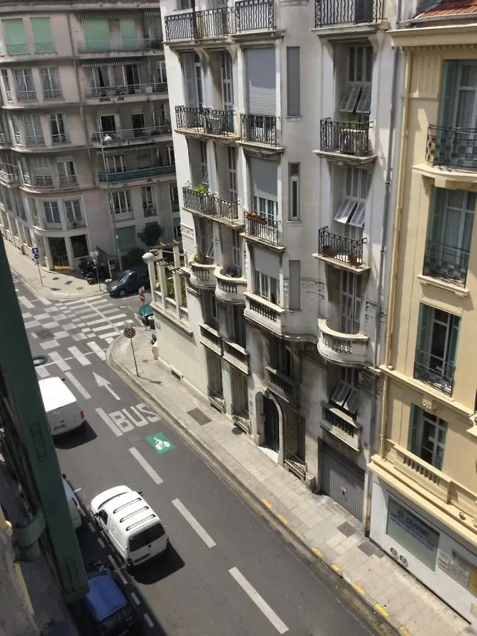 Meubles Inice location