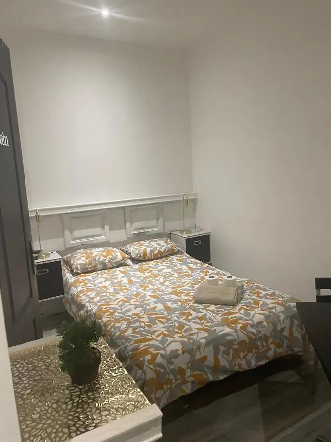 Meubles Inice Aparthotel