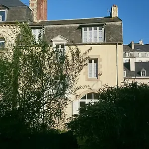 La Maison Serrurier - D'hotes Bed & Breakfast Morlaix