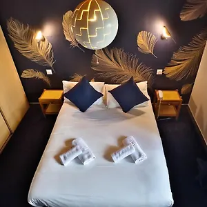 *** Hotel Logis Le Prieure France